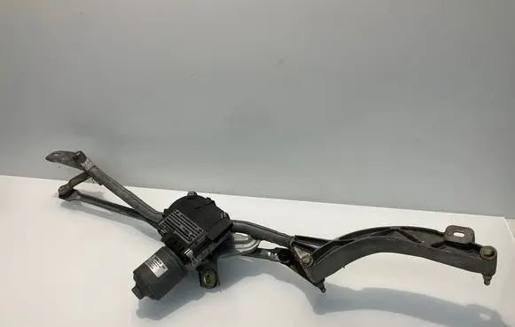 Mercedes-Benz E W211 Front wiper linkage and motor 2118200142 3397020549 A2118200142