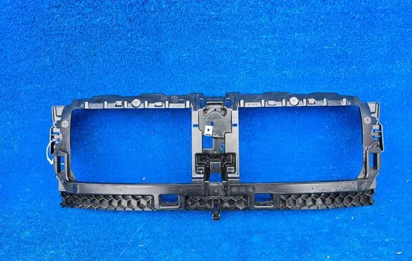 BMW 4 G22 G23 G24 G26 Intercooler air guide/duct channel 9498817