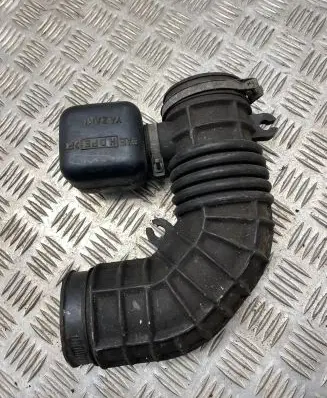Suzuki Grand Vitara I Air intake hose/pipe 65DR02