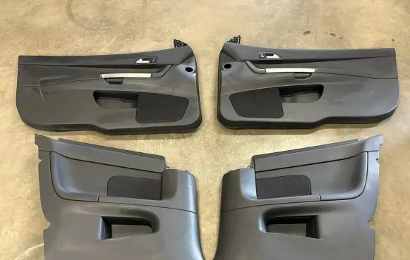 Volvo C30 Front door card panel trim 30661370 30661346 30661369
