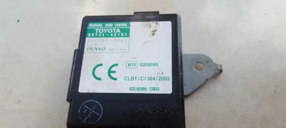 Toyota RAV 4 (XA20) Door control unit/module 8974142151 89741-42151
