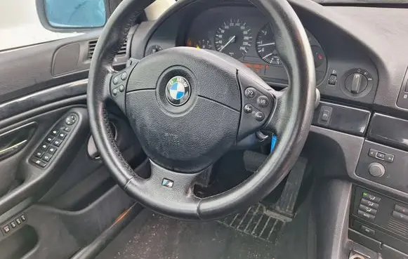 BMW 5 E39 Steering wheel 32342229102 32342228970