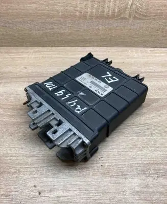 Volkswagen PASSAT B4 Engine control unit/module ECU 028906021AM 0281001327