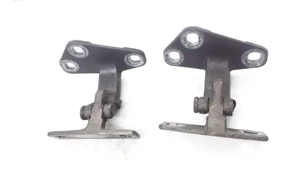 BMW X5 E53 Tailgate/trunk/boot hinge 8402183