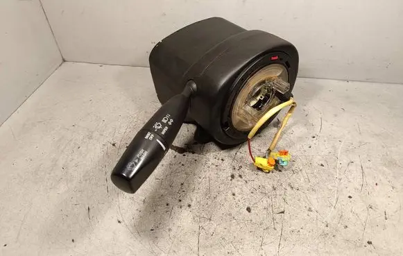 Lancia Thema Wiper turn signal indicator stalk/switch 1JH95DX9AE