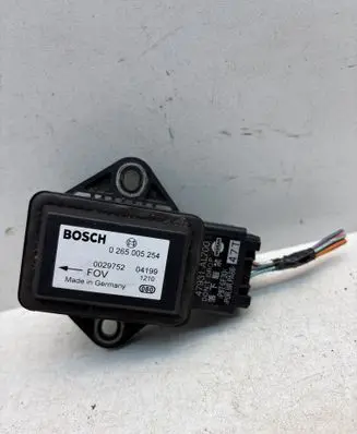Nissan X-Trail T30 ESP acceleration yaw rate sensor 0265005254 0029752 04199