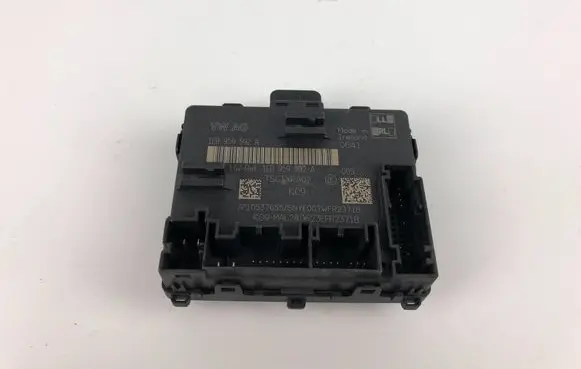 Audi Q4 e-tron Door control unit/module 1EB959592A