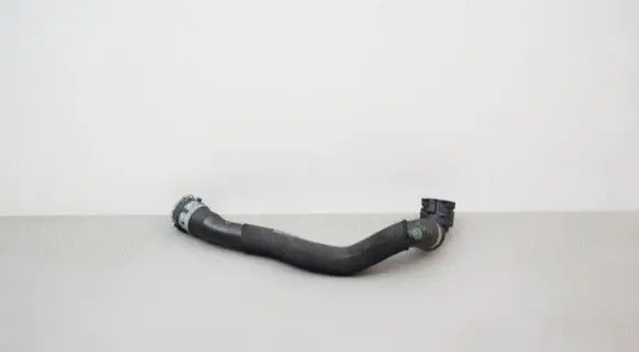 Mercedes-Benz GLC X253 C253 Engine coolant pipe/hose A2535014000