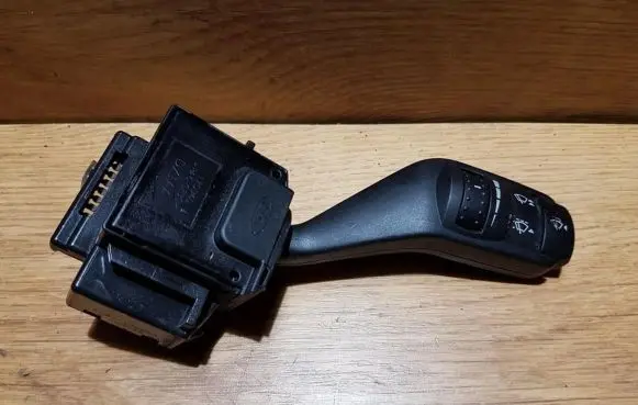Ford Focus C-MAX Wiper control stalk 4m5t17a553bd