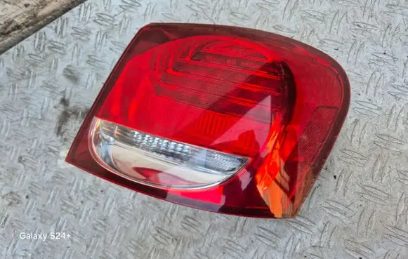 Lexus GS 300 350 430 450H Rear/tail lights 30325R 30325