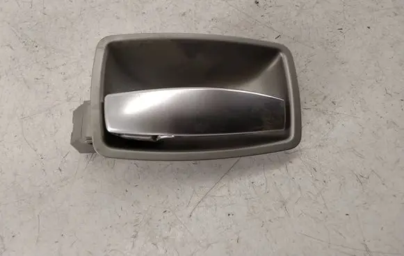 BMW 7 E65 E66 Front door interior handle 7024303