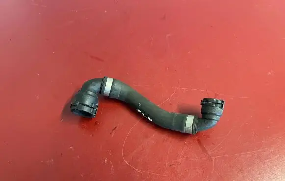 BMW X1 F48 F49 Engine coolant pipe/hose 7617380 17127617380