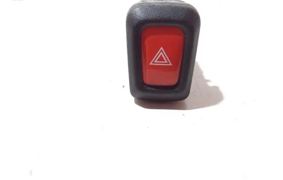 Nissan Almera N16 Hazard light switch