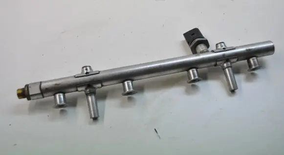 Audi A3 S3 8V Fuel main line pipe 06K133317C 06J906051E