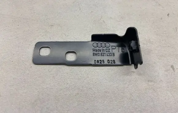 Fender mounting bracket