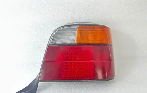 BMW 3 E36 Rear/tail lights 29150206 8351714