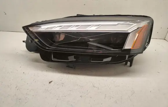 Audi A5 Headlight/headlamp