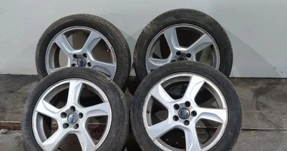 Volvo S60 R17 alloy rim 