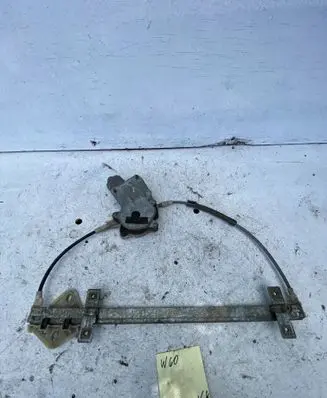 Seat Toledo I (1L) Rear door window regulator with motor 0130821667
