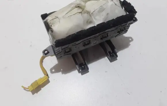 Mitsubishi Grandis Passenger airbag E00688905P2J