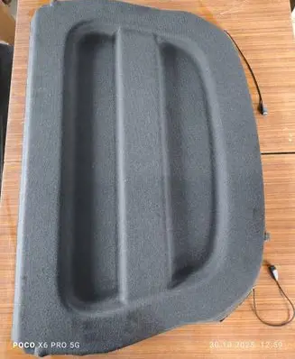 Parcel shelf