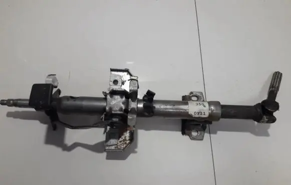 Toyota Avensis T220 Steering wheel axle