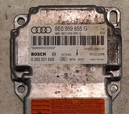 Audi A4 S4 B7 8E 8H Airbag control unit/module 8E0959655G 0285001668 0036M00CX3G9