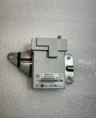 Mercedes-Benz C W205 Webasto auxiliary heater other parts A2058206900 A2058203803