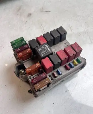 Fiat Ducato Fuse module 1332043080 1320430800