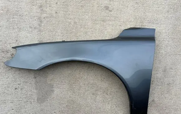 Volvo V70 Fender