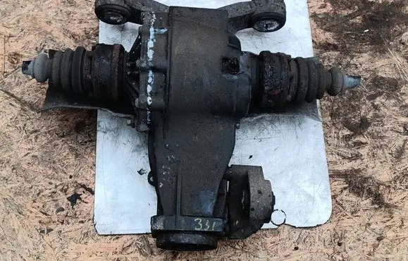 Volkswagen PASSAT B5.5 Rear differential 01R525053