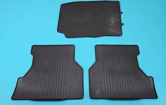 Ford Focus Front floor mat 4M5J-Y130C07-CA IMPRK1441576