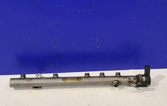 Mercedes-Benz GL X164 Fuel main line pipe A6290700795