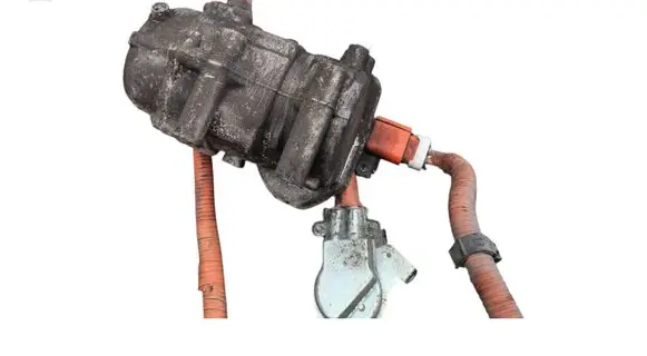 Toyota Yaris Air conditioning (A/C) compressor (pump) 0422001350