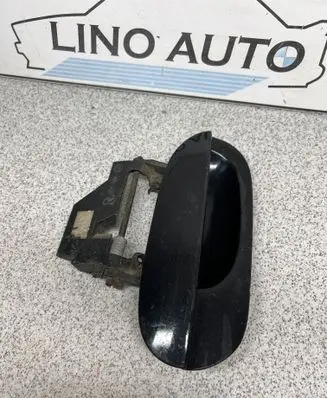 Rear door exterior handle