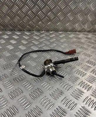 Audi Q5 SQ5 8R AdBlue injector 4H0131113D