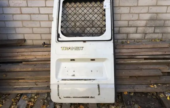 Ford Transit Rear door