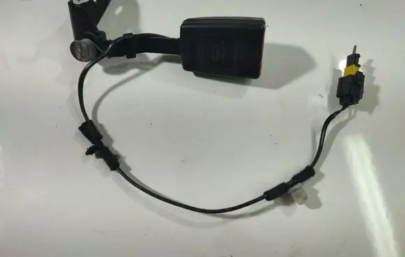 Citroen C5 Rear seatbelt buckle 96561758XT