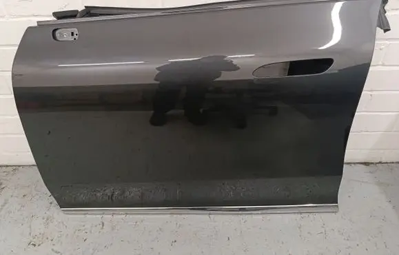 Mercedes-Benz EQE v295 Front door