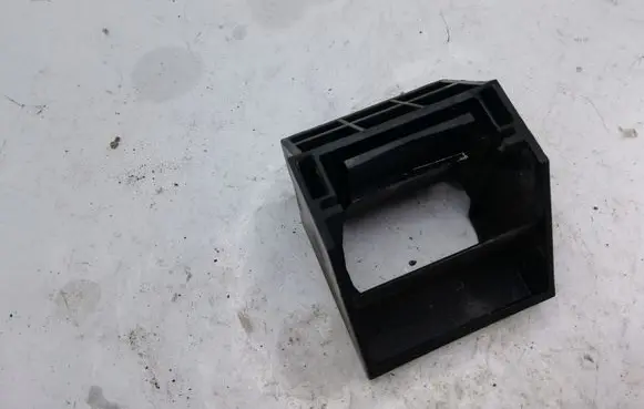 BMW 5 E60 E61 Radiator mount bracket 1711751927104 7519271