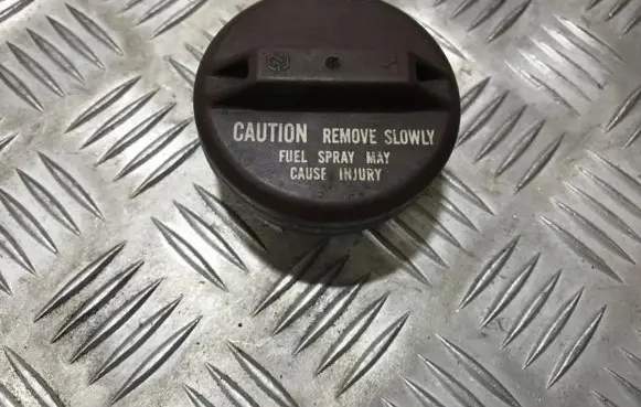 Mitsubishi Galant Fuel tank filler cap 