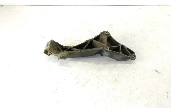 BMW 3 E36 Engine mounting bracket 1137015