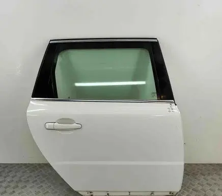 Volvo V70 Rear door 32228897