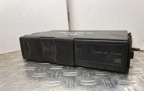 Ford Mondeo MK IV CD/DVD changer 3S7T18C830BD