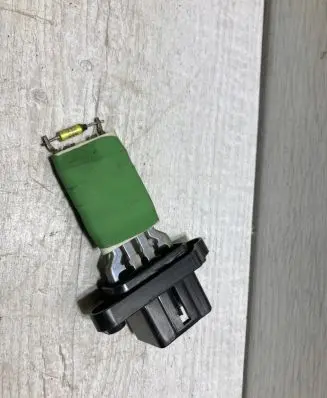 Volkswagen Up Heater blower motor/fan resistor 1s090754