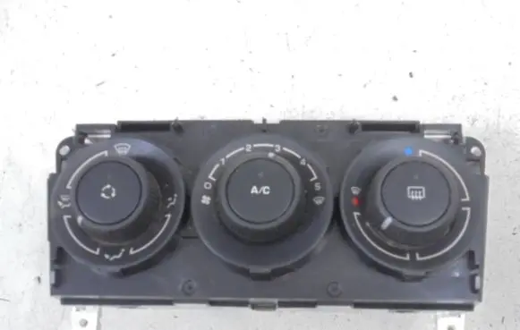 Peugeot 308 Air conditioning/heating control unit 69940002