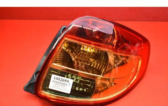 Suzuki SX4 Rear/tail lights 220-16684