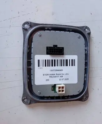 Peugeot 308 Xenon control unit/module 130732940400