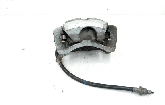 Toyota RAV 4 (XA50) Front brake caliper