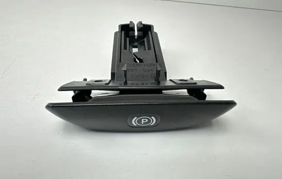 Mercedes-Benz C W204 Hand brake release handle A2044200177